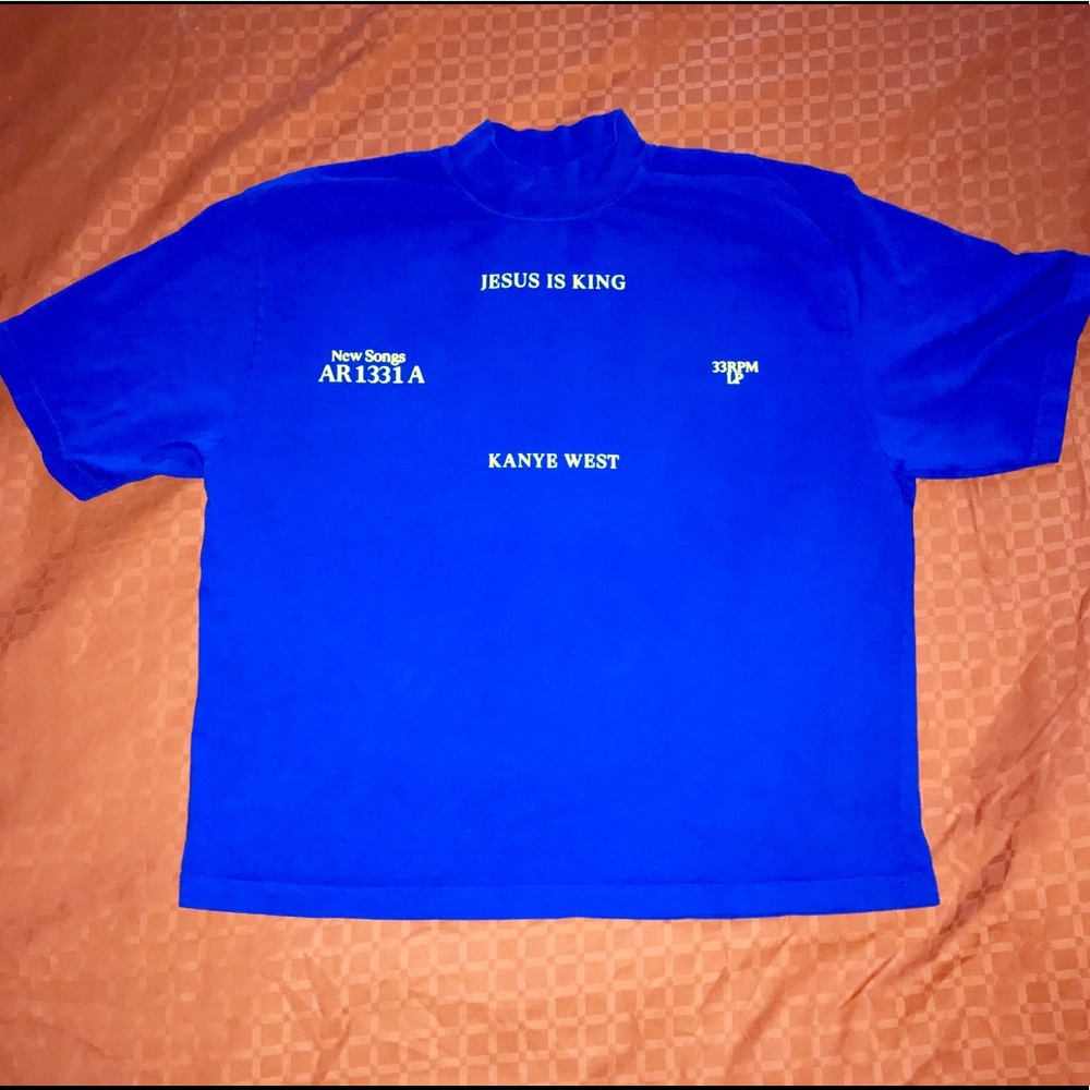 Kanye West “Jesus is king” album release tshirt